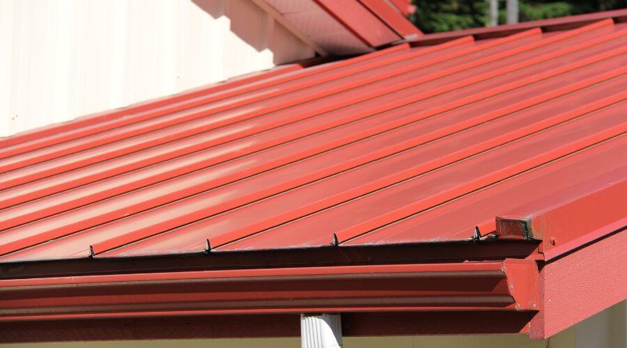 Professional gutter cleaning services in Tunnelton, IN